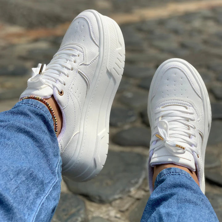 TENIS BICHOTA BLANCOS